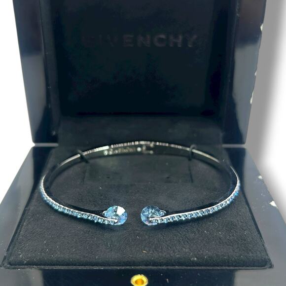 NWT Givenchy Crystal & Pavé Hinged Bangle Bracelet silver & Light Blue NEW - Picture 1 of 12